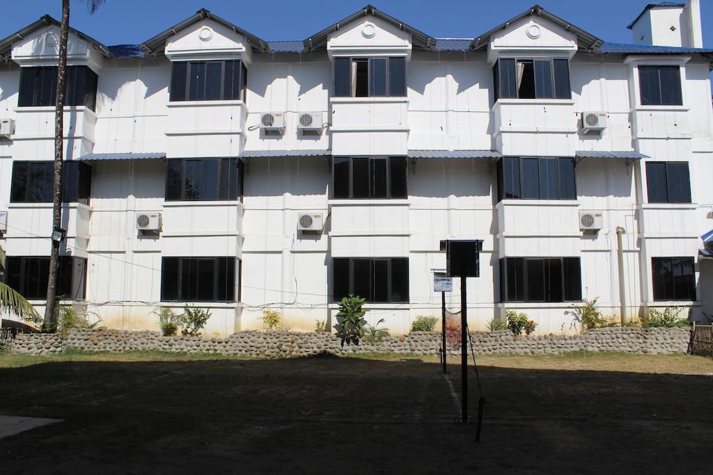Dibrugarh Club House Hotel Ngoại thất bức ảnh